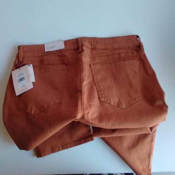 Pants - Picture 4 of 6